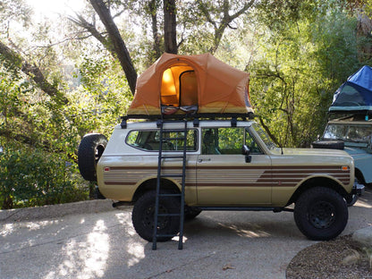 REV PICKUP TRUCK TENT