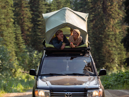 REV PICKUP TRUCK TENT